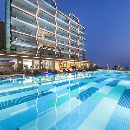 Fully Furnished Sea View