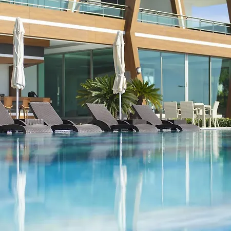 Fully Furnished Sea View Apartman *